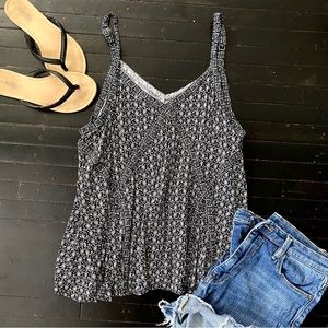 Maurices Black & White Mixed Floral Print Tank Top